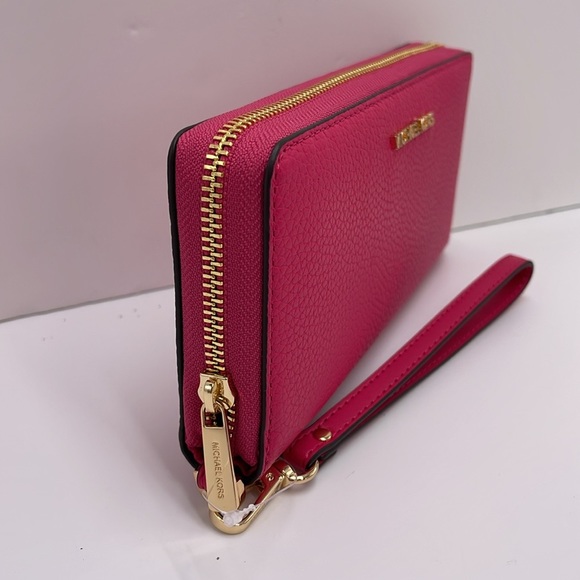 MICHAEL KORS
Leather Continental Wristlet Phone Case Wallet 
Electric Pink 
NWT - Picture 3 of 16
